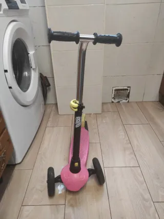 Patín rosa 3 ruedas infantil