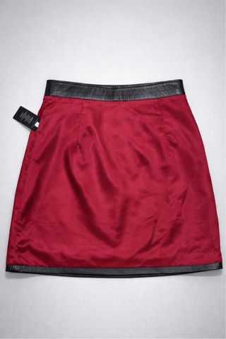 Con etiqueta Sandro Falda Piel Negra Talla XS