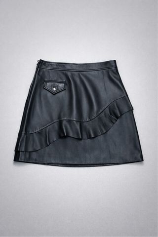 Con etiqueta Sandro Falda Piel Negra Talla XS