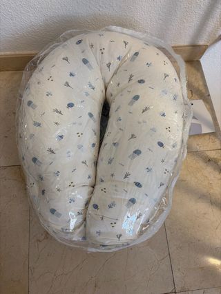 Cojín de lactancia estampado