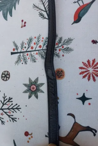 Bolso ALDO negro con cadena dorada