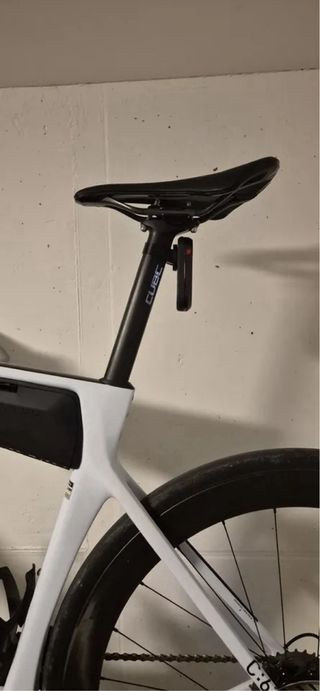 Cube Agree C62 ( Soporte Garmin Varia)