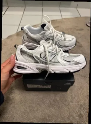 New Balance 530 Plata Blanco Marino