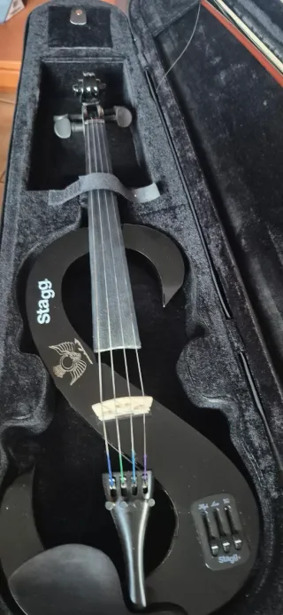 Violín Eléctrico STAGG Negro