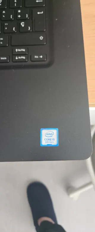 Portátil Dell i5 Negro