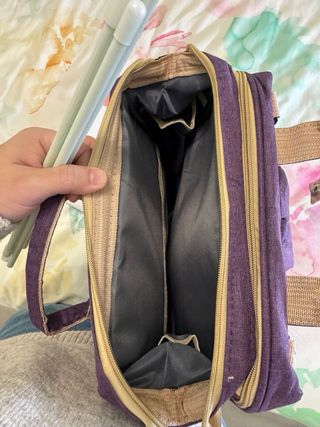 Mochila cambiador bebé morada