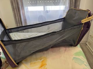 Mochila cambiador bebé morada