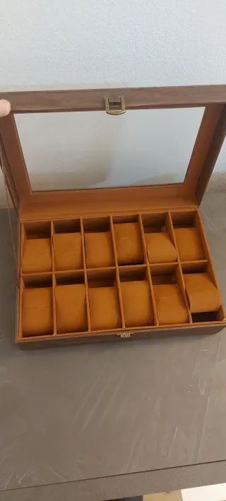 Scatola porta orologi in legno