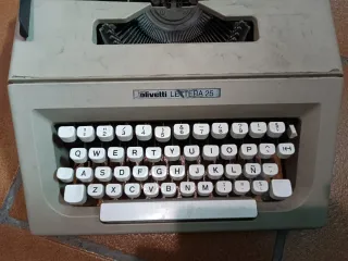 Olivetti Lettera 25 Máquina de Escribir