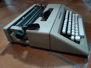 Olivetti Lettera 25 Máquina de Escribir