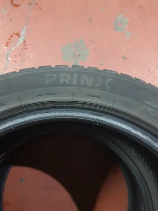 2 Neumáticos Invierno Prinx 205/50R17