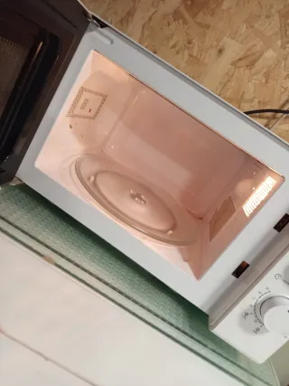 Microondas Flama blanco