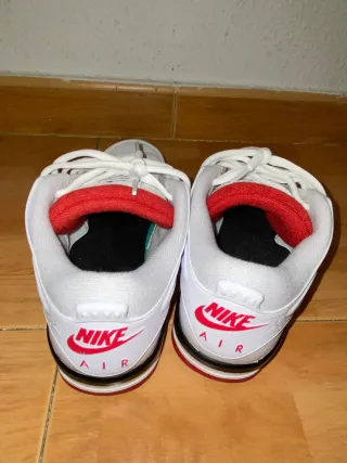 Zapatillas Deportivas Nike Air Jordan Blancas Roja