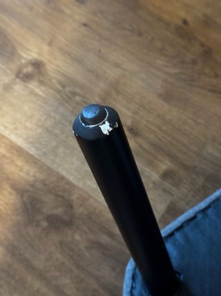 Sillón de tela gris