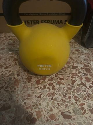 Manubri da palestra e panca