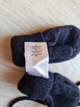 Guantes de niño con huella de patita