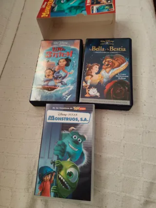 Pack 3 VHS Disney: Monstruos, Bella y Bestia, lilo