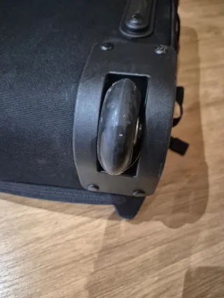 Maleta Eastpak Tranverz S Cabina Negra.