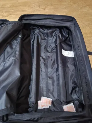 Maleta Eastpak Tranverz S Cabina Negra.