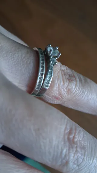 Anillos de plata con circonitas