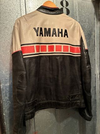 Chaqueta Piel Yamaha Negra y Beige