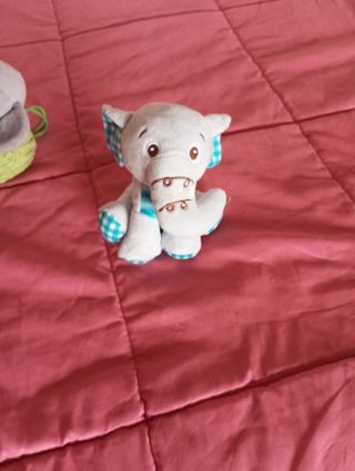 Lote peluches cuna y carrito