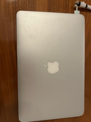 MacBook Air Plata 11’-early 2014