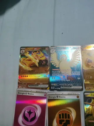 Cartas Pokémon Variadas