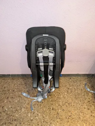 Sillita coche Britax Römer en perfecto estado.