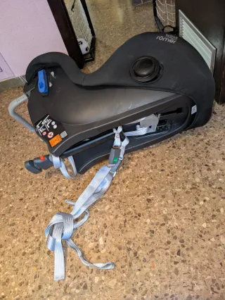 Sillita coche Britax Römer en perfecto estado.