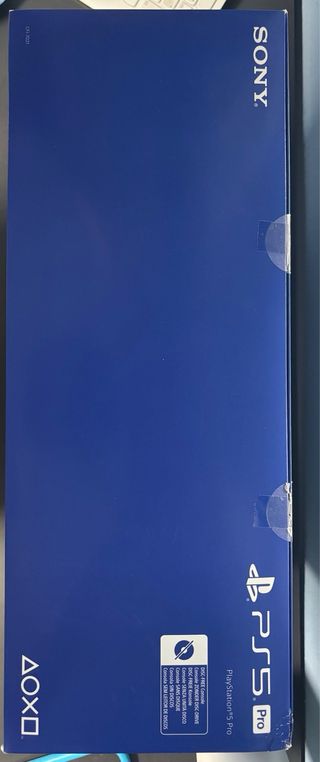 PlayStation 5 Pro con Mando