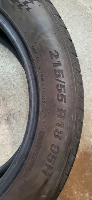 2 Neumáticos de coche 215 55 18 95H son parejas