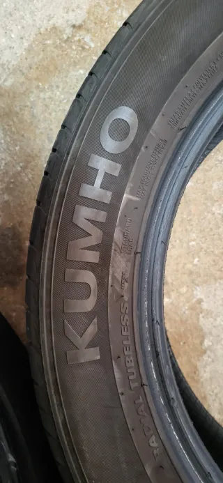 2 Neumáticos de coche 215 55 18 95H son parejas