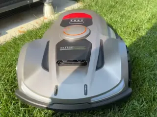 Robot Rasaerba Sunseeker X7 Wireless