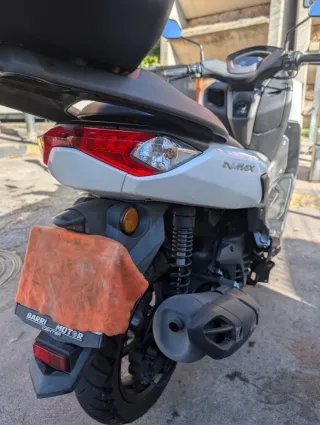 Yamaha NMAX 125 en buen estado año 2024