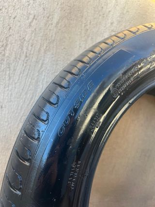 Neumático Pirelli 225/55 R18 102W