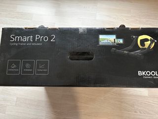 Rodillo inteligente Bkool Smart Pro 2