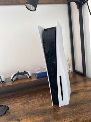 Ps5 Digital Edition + 2 Mandos + FIFA 26 + 2 Juego