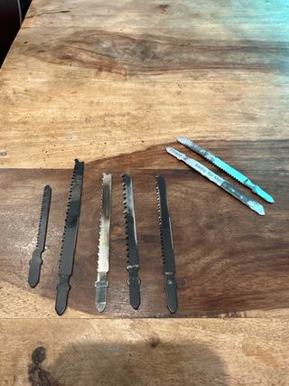 Sierra de calar TACKLIFE con maletín