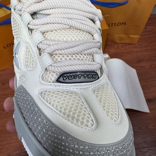 Louis Vuitton Skate Grises y Blancas