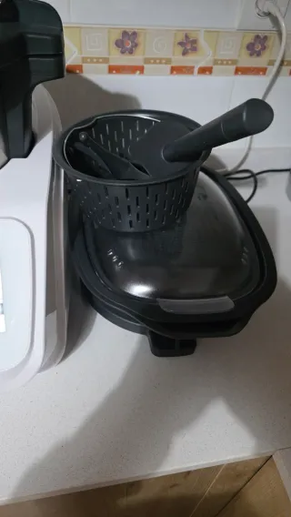 Monsieur Cuisine Connect v1 + accesorios