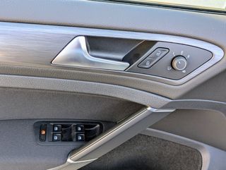 Volkswagen Golf e-Golf 100% Eléctrico Nacional