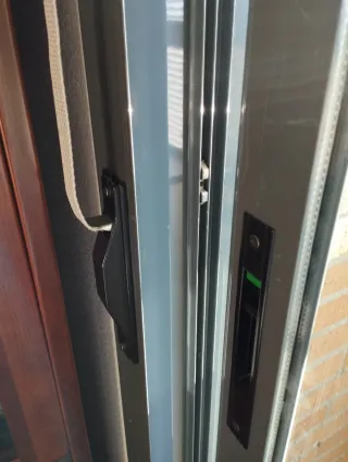 Puerta corredera aluminio