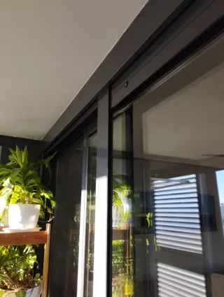 Puerta corredera aluminio