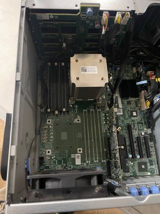 Servidor Dell PowerEdge T320