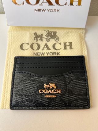 Tarjetero de Coach