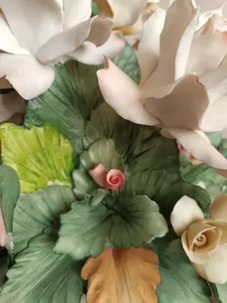 Escultura Vintage Flores Porcelana Napoli 33 X 22