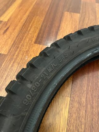 Pareja Neumáticos Continental TKC 80