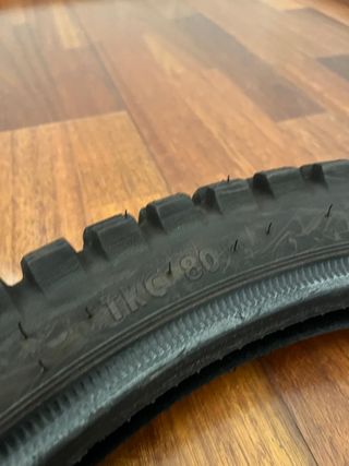 Pareja Neumáticos Continental TKC 80