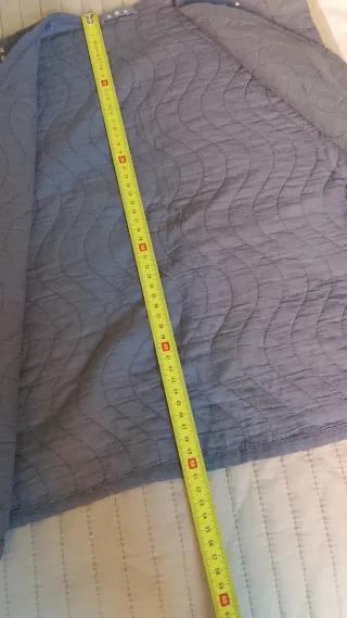 Chaleco gris con lentejuelas